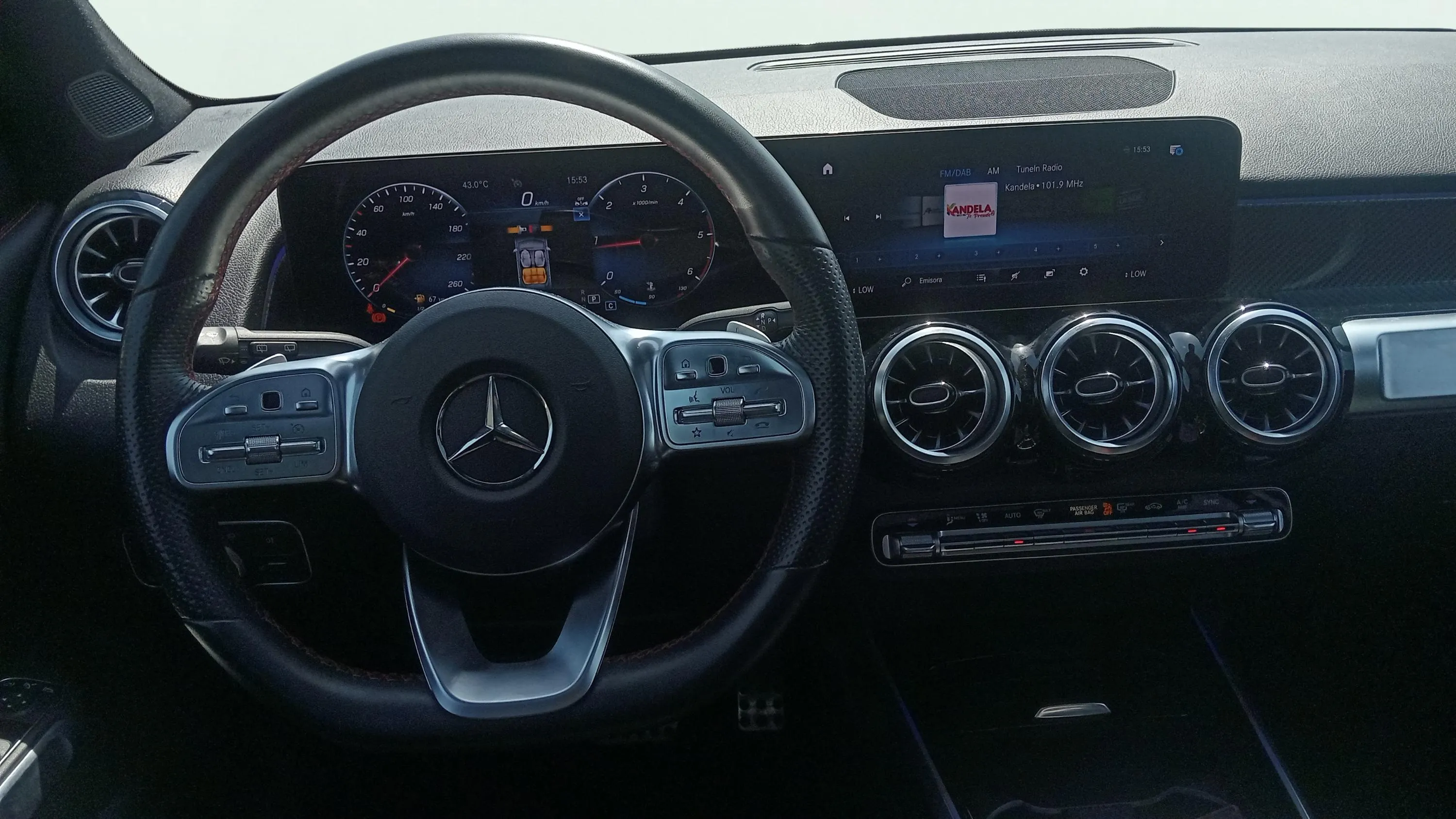 Mercedes-Benz GLB 200 d - foto 18