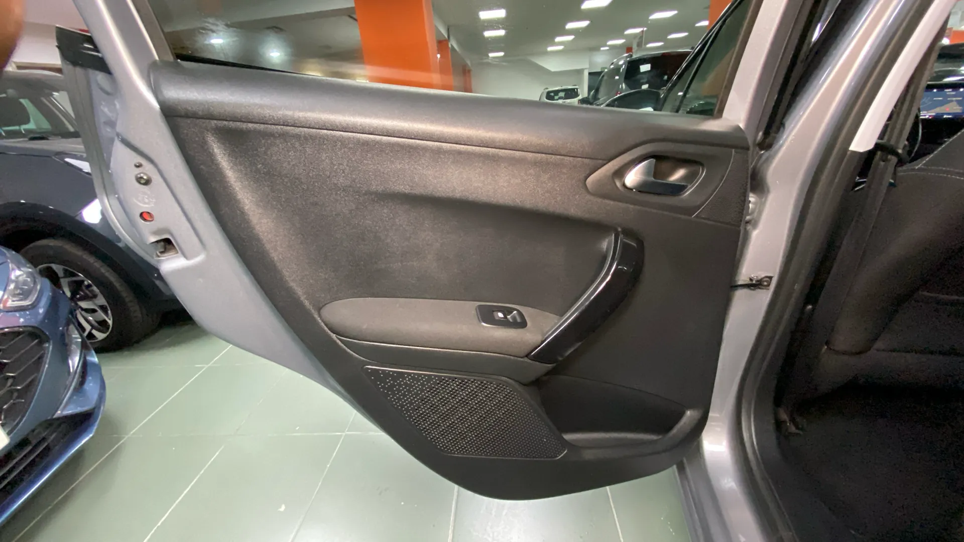 Peugeot 208 Active PureTech - foto 28