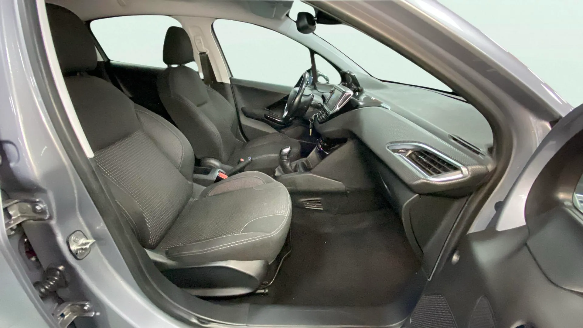 Peugeot 208 Active PureTech - foto 23