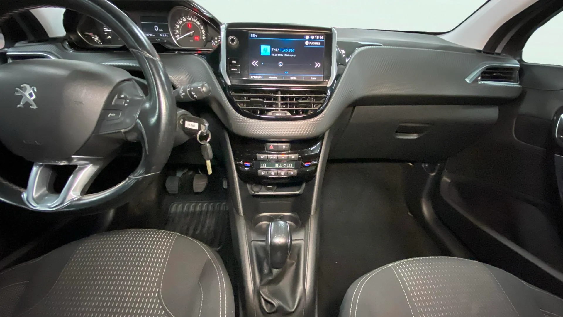 Peugeot 208 Active PureTech - foto 15