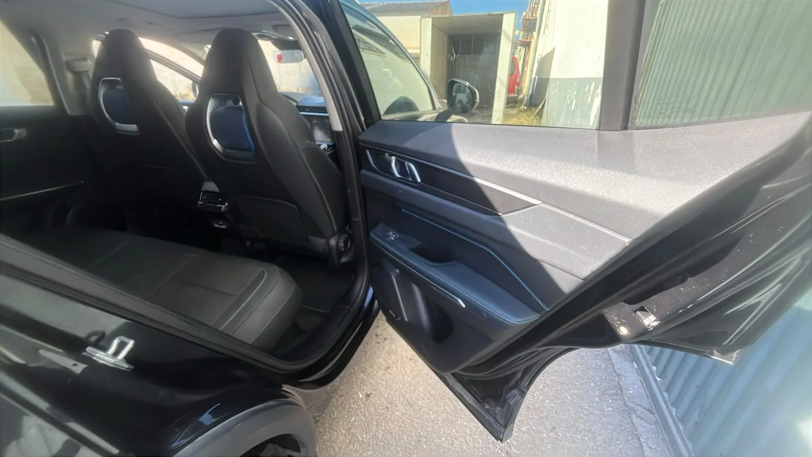 Lynk & Co 01 1.5 PHEV - foto 23