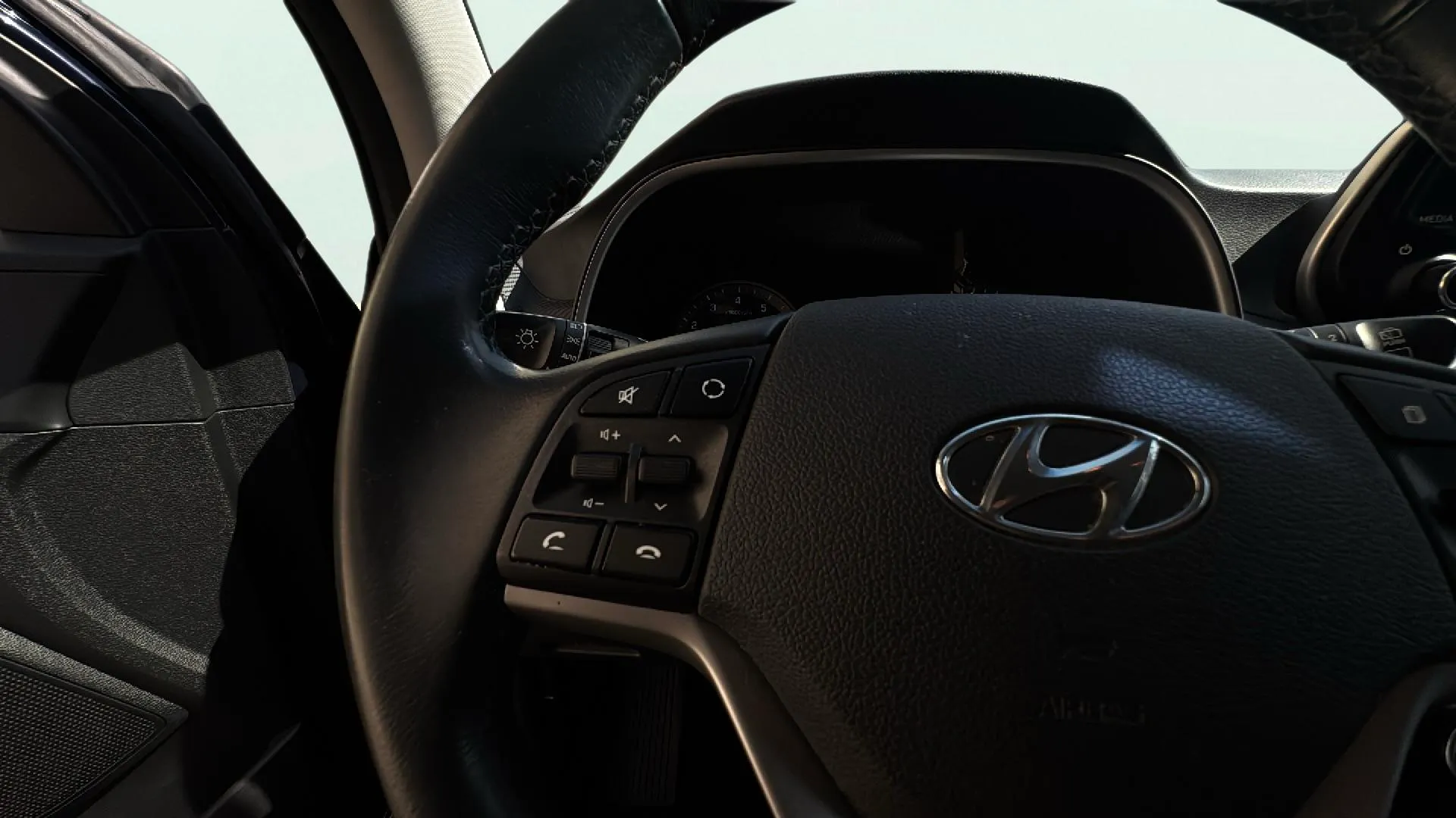 Hyundai Tucson 1.6 GDI Klass BE 4x2 - foto 13
