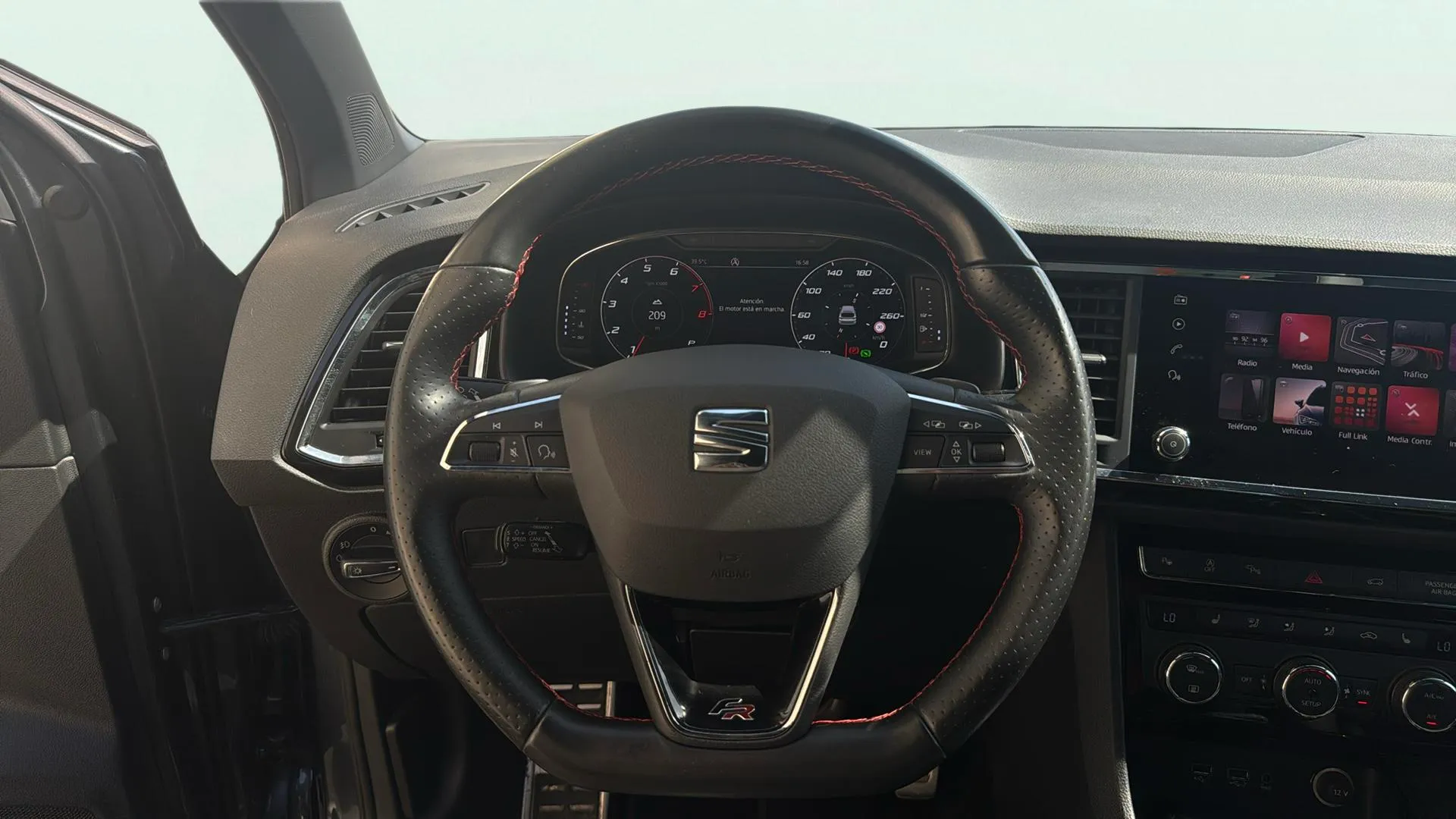 SEAT Ateca 2.0 TSI DSG-7 4D FR Edition - foto 10
