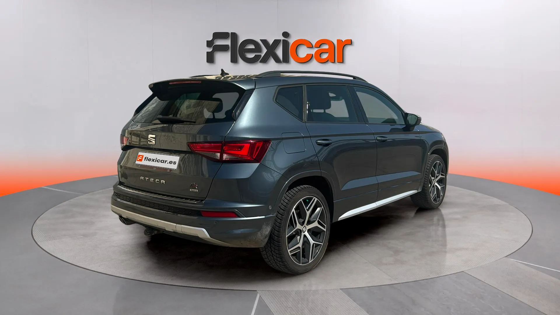 SEAT Ateca 2.0 TSI DSG-7 4D FR Edition - foto 6