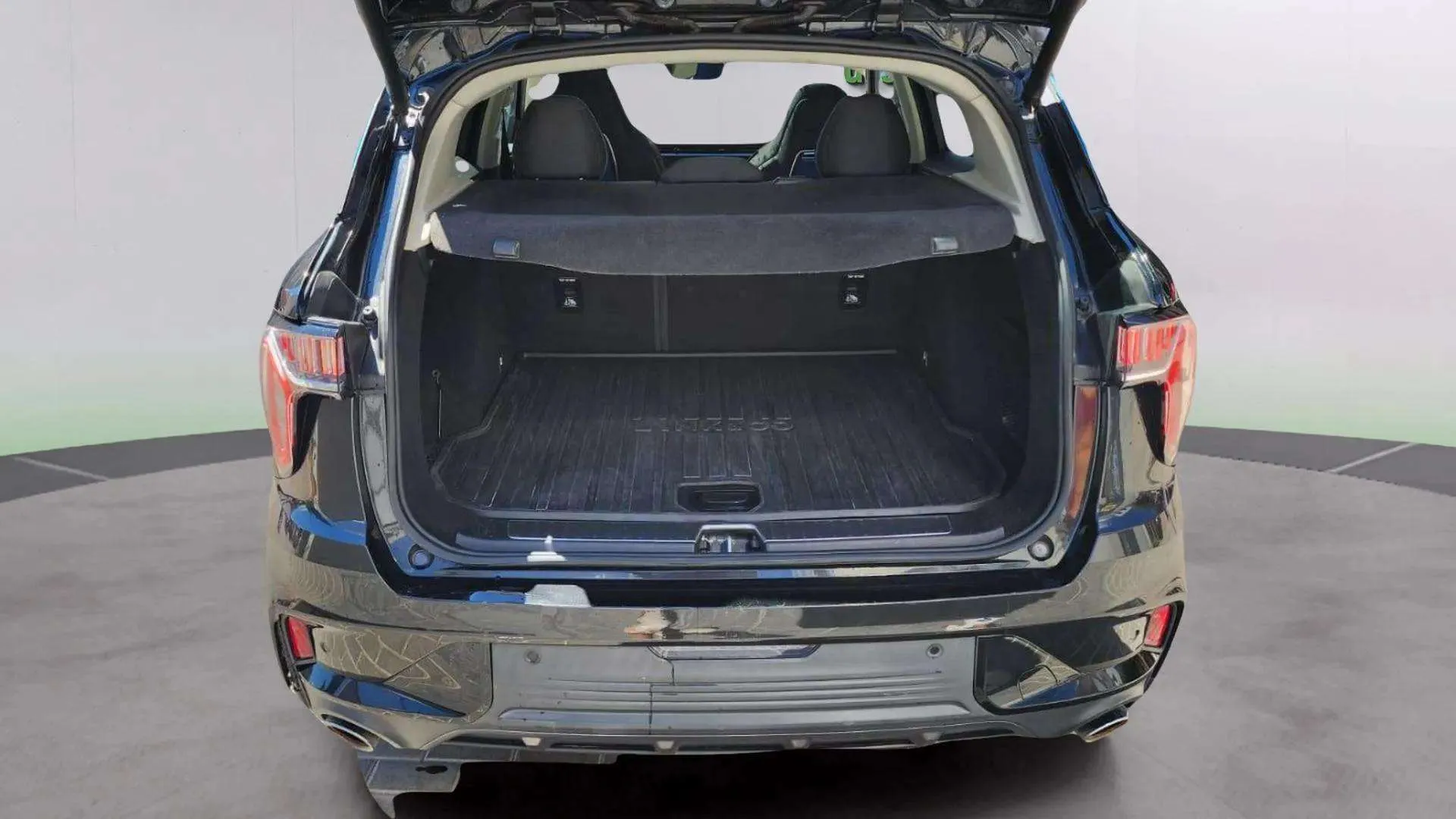 Lynk & Co 01 1.5 PHEV - foto 9