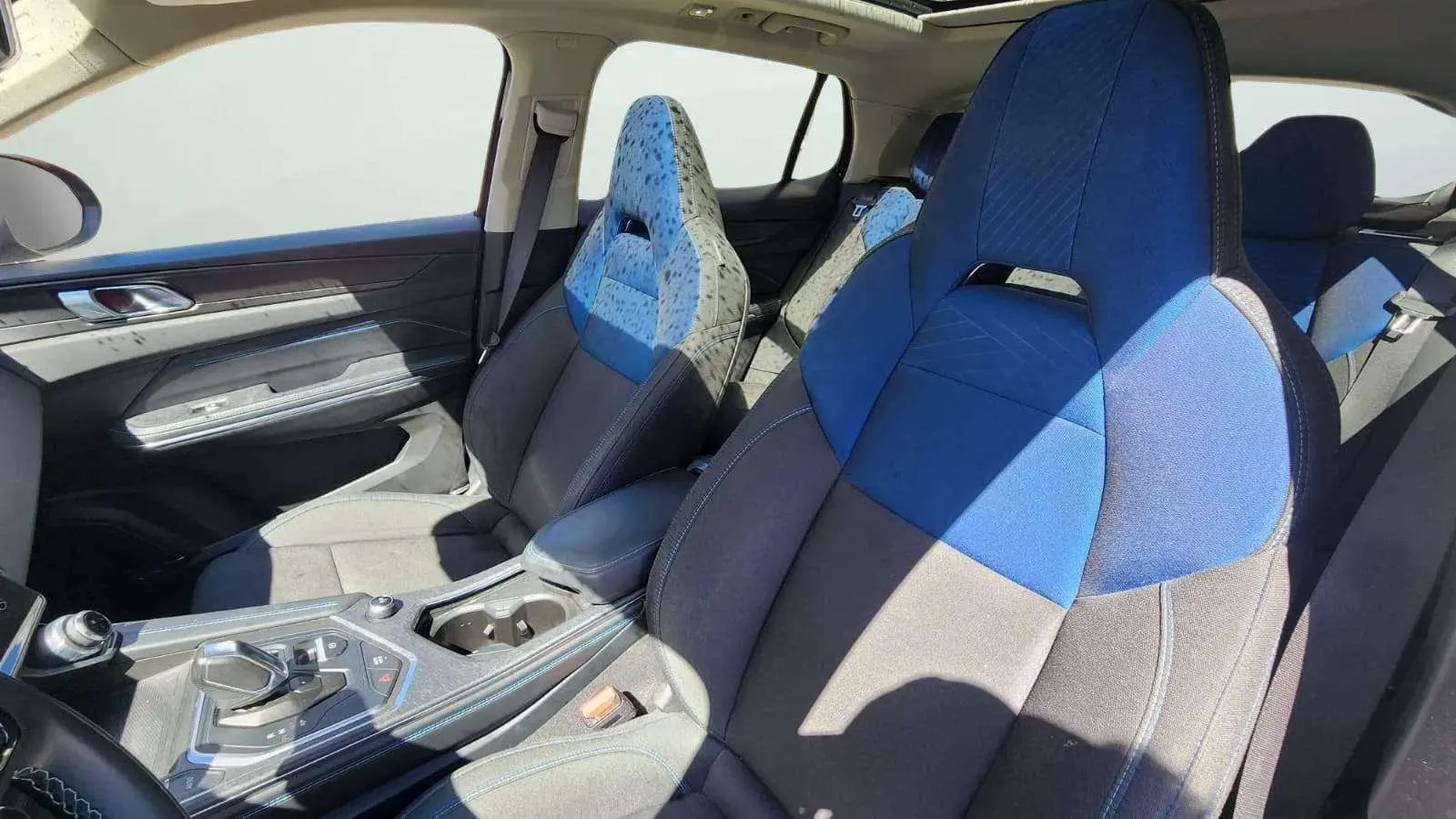 Lynk & Co 01 1.5 PHEV - foto 28