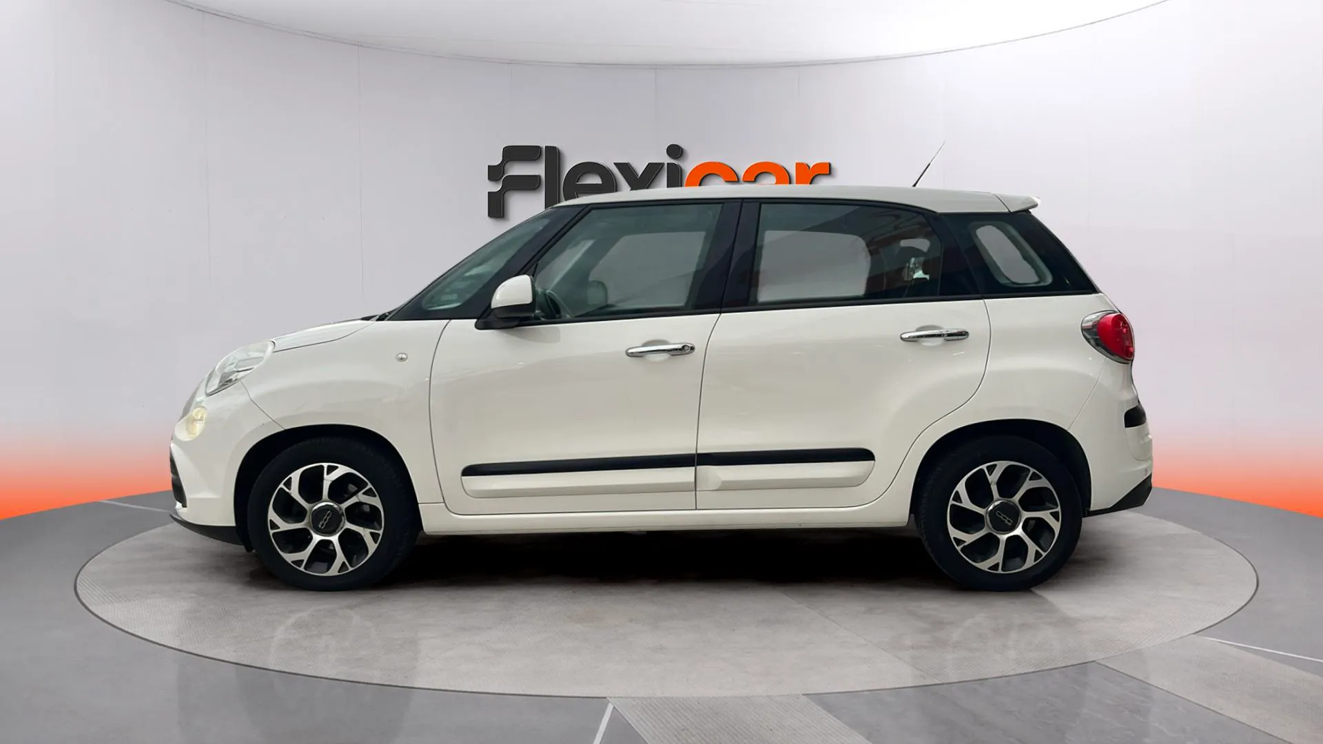 Fiat 500L Urban 1.4 16v - foto 5