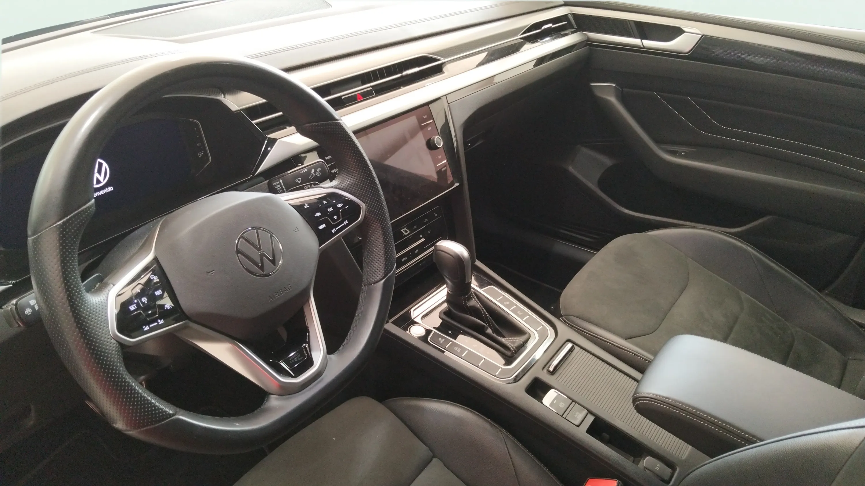 Volkswagen Arteon R-Line 2.0 TDI DSG - foto 6