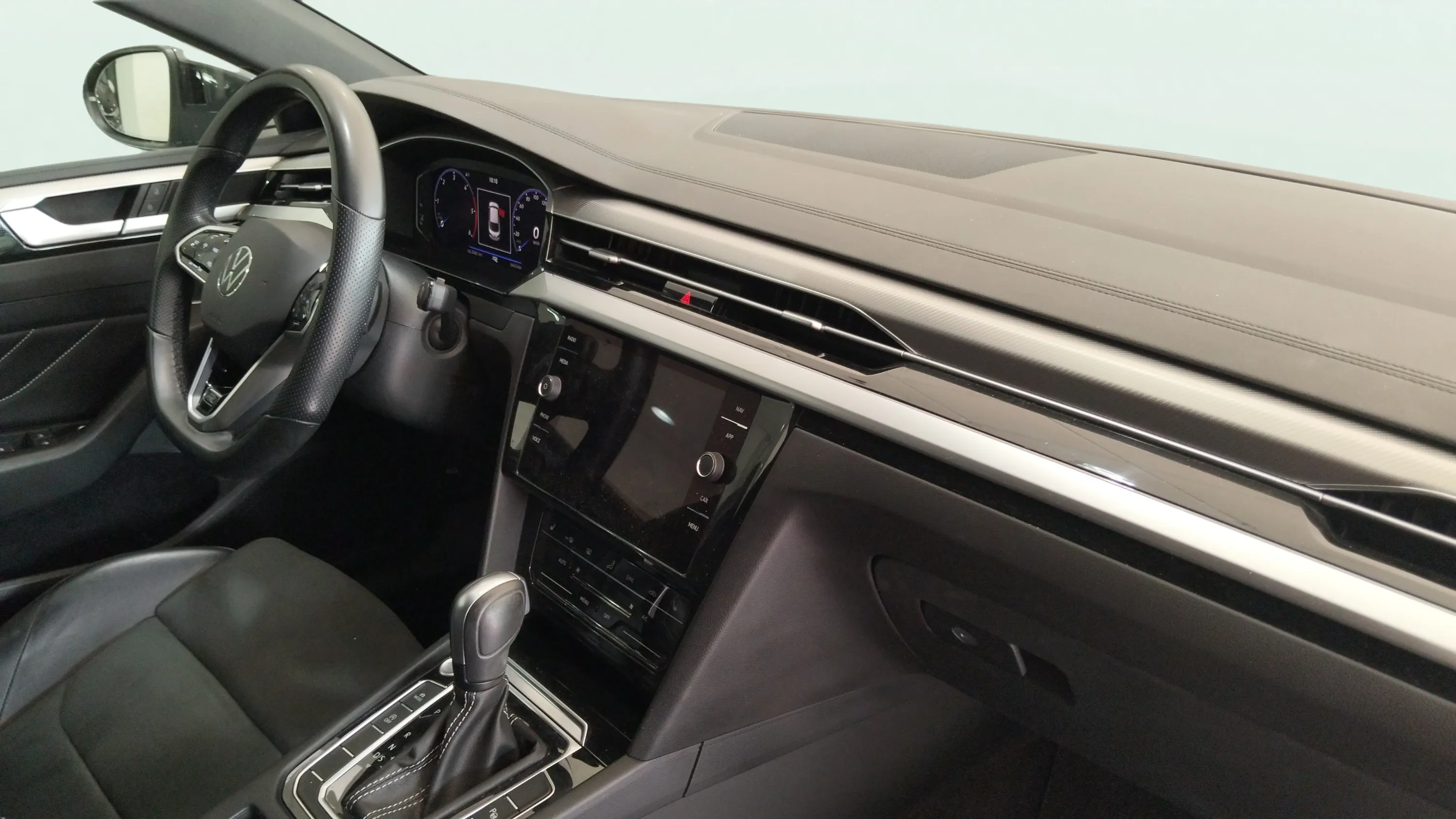 Volkswagen Arteon R-Line 2.0 TDI DSG - foto 7