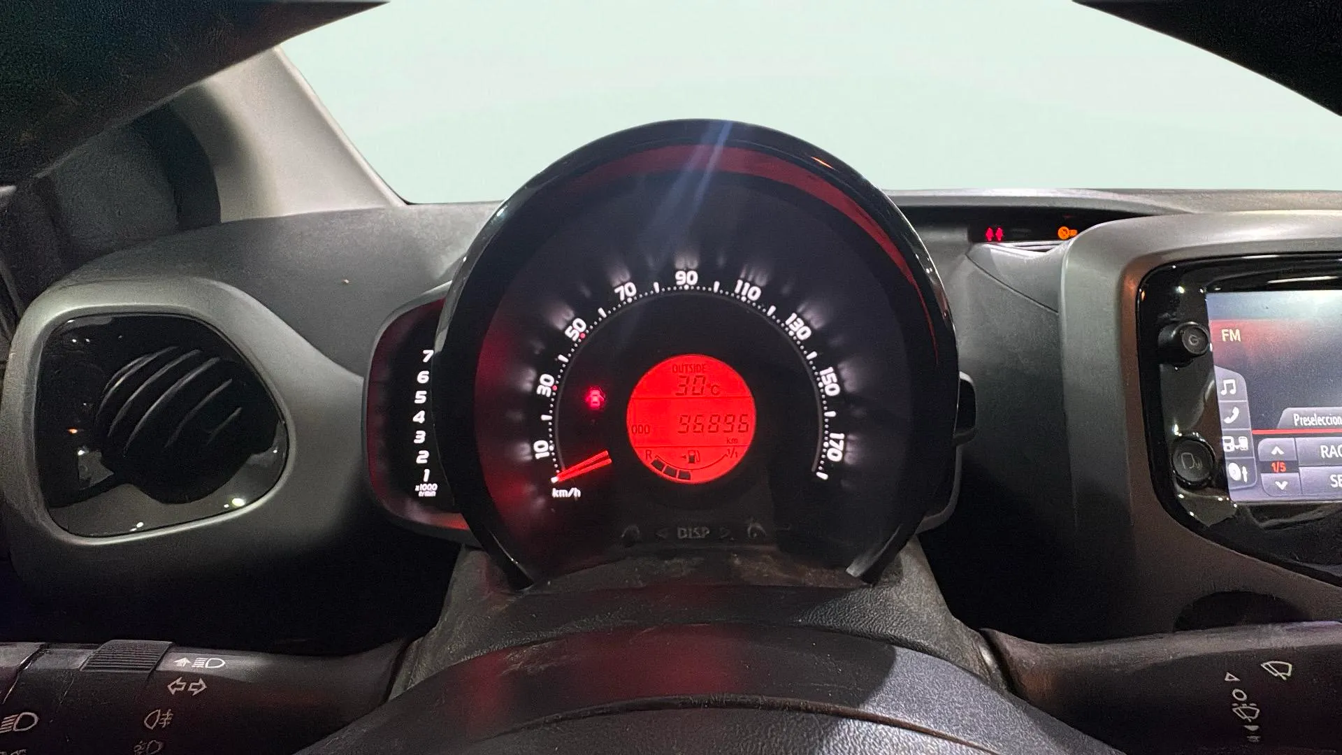 Toyota Aygo 1.0 70 x-play - foto 13