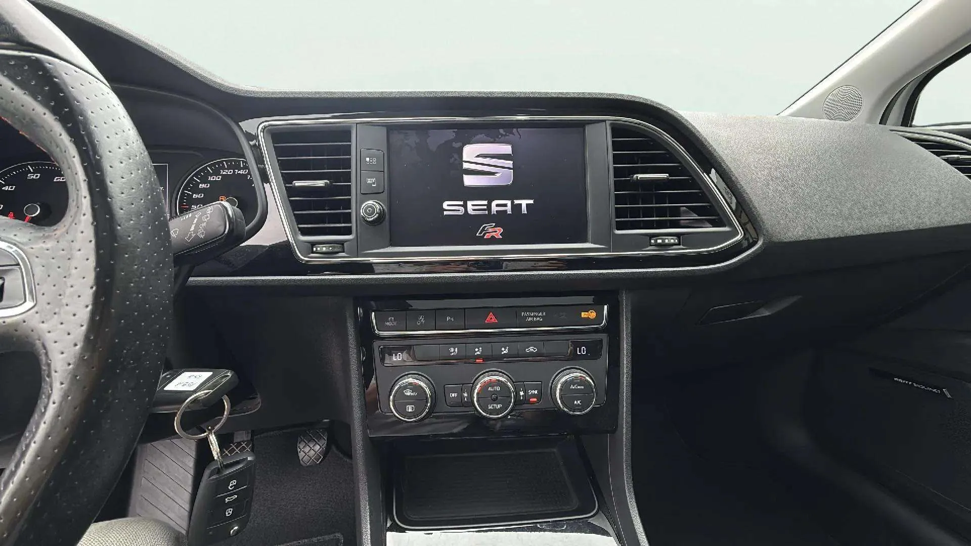 SEAT León 1.4 TSI FR - foto 12