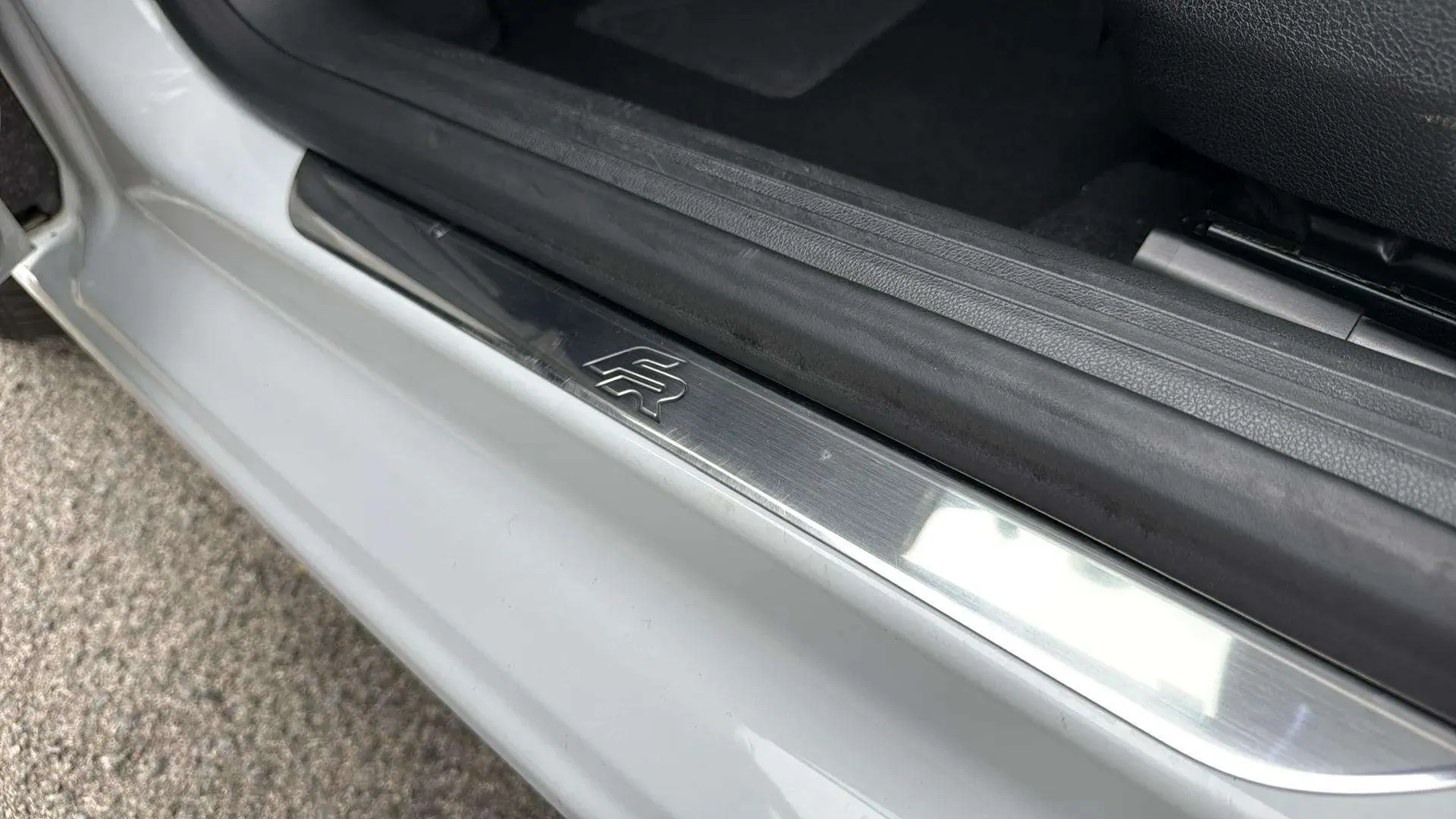 SEAT León 1.4 TSI FR - foto 19