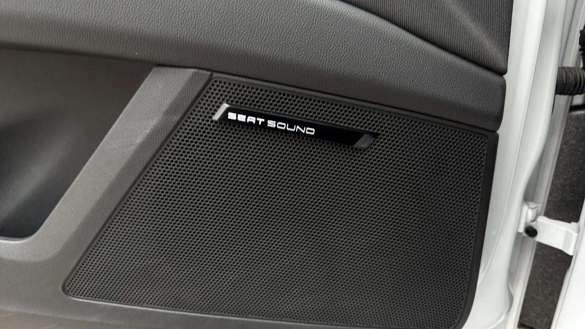 SEAT León 1.4 TSI FR - foto 18