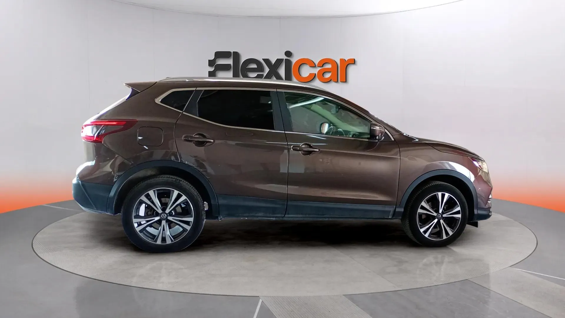 Nissan Qashqai DIG-T N-Connecta - foto 8