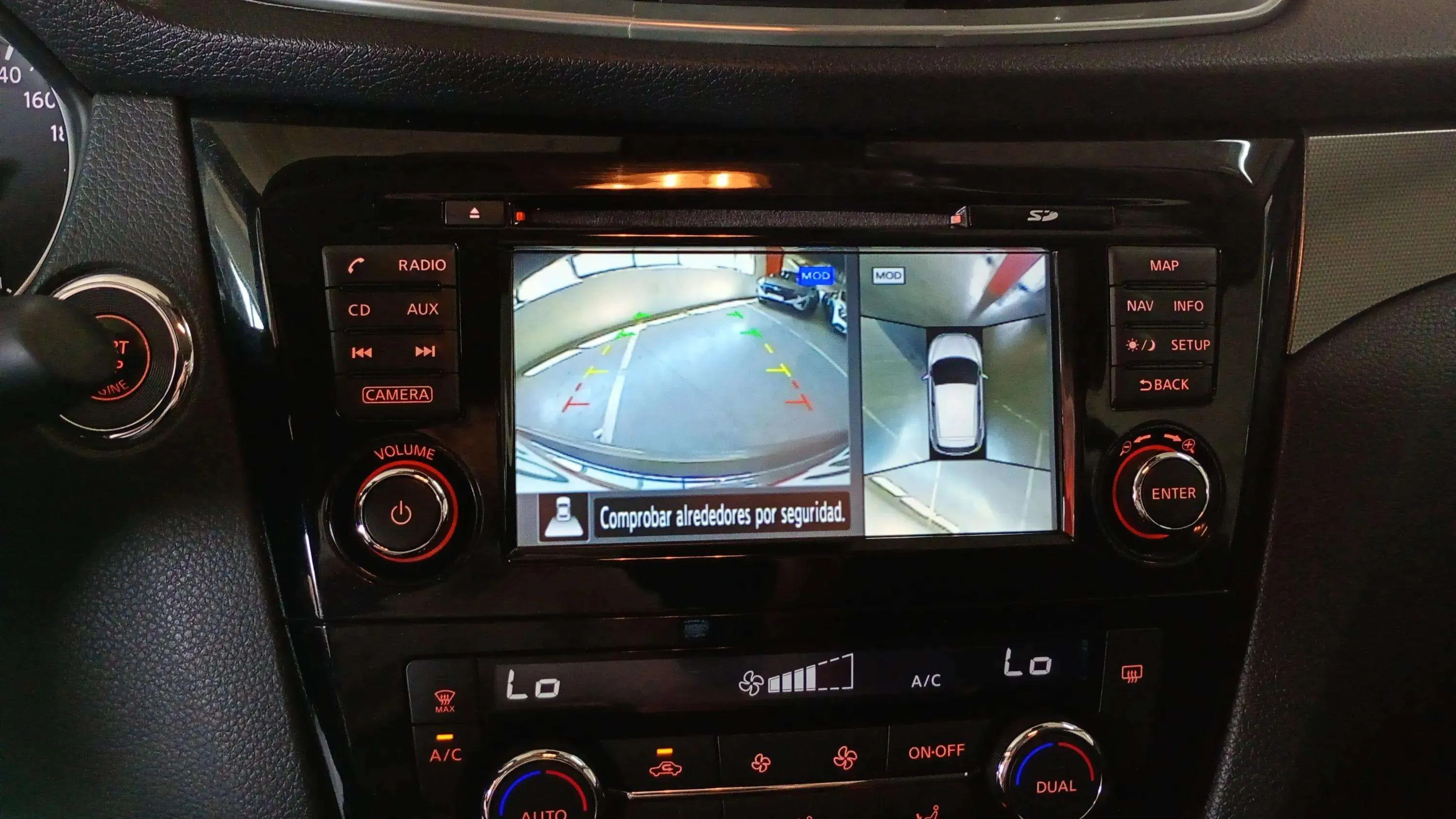 Nissan Qashqai DIG-T N-Connecta - foto 22