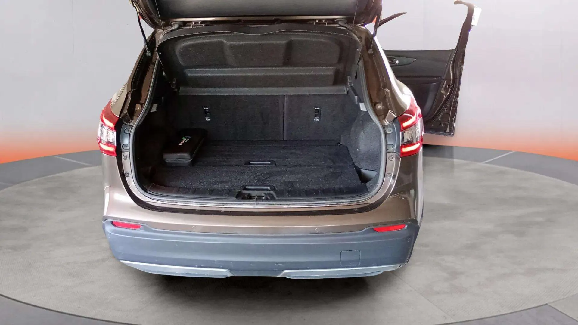Nissan Qashqai DIG-T N-Connecta - foto 10