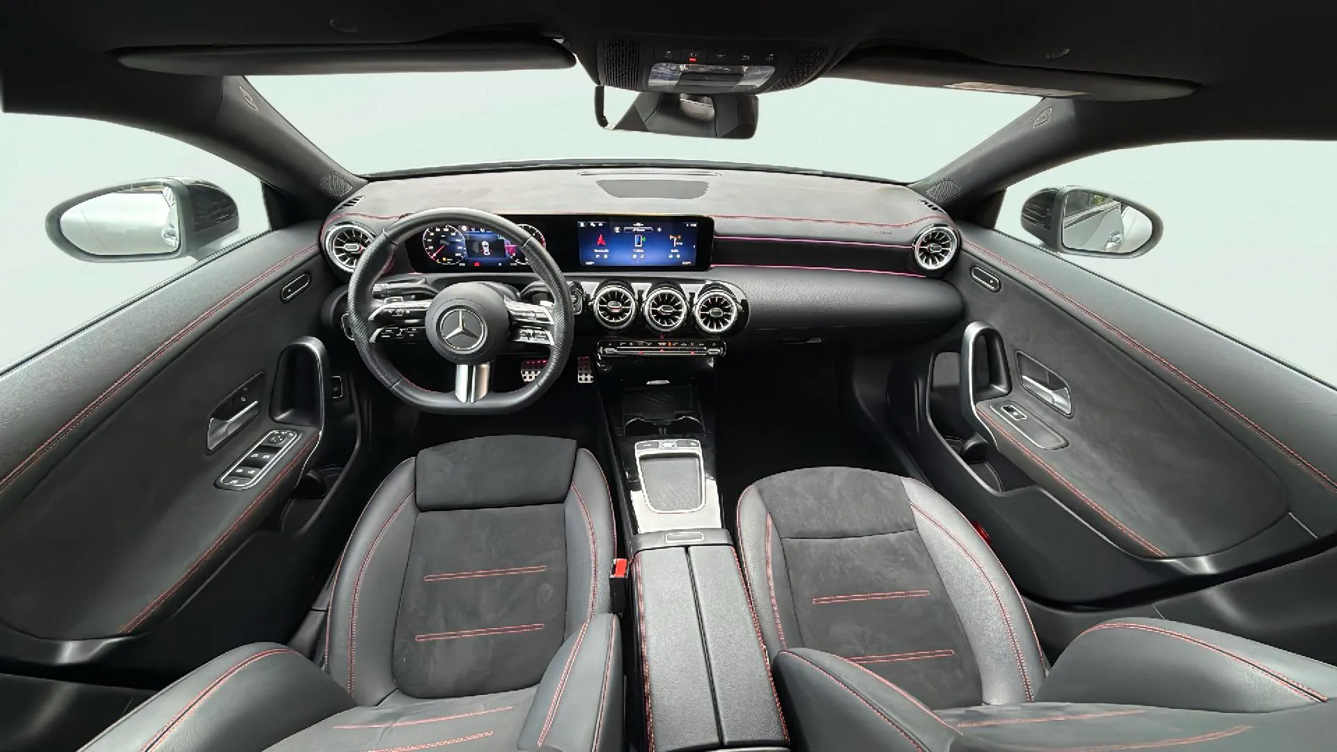 Mercedes-Benz CLA 220 D DCT - foto 10