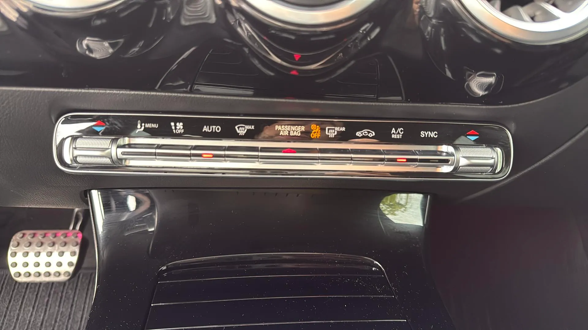Mercedes-Benz CLA 220 D DCT - foto 20