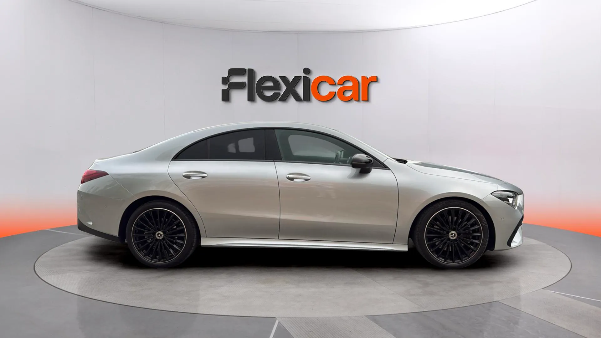 Mercedes-Benz CLA 220 D DCT - foto 2