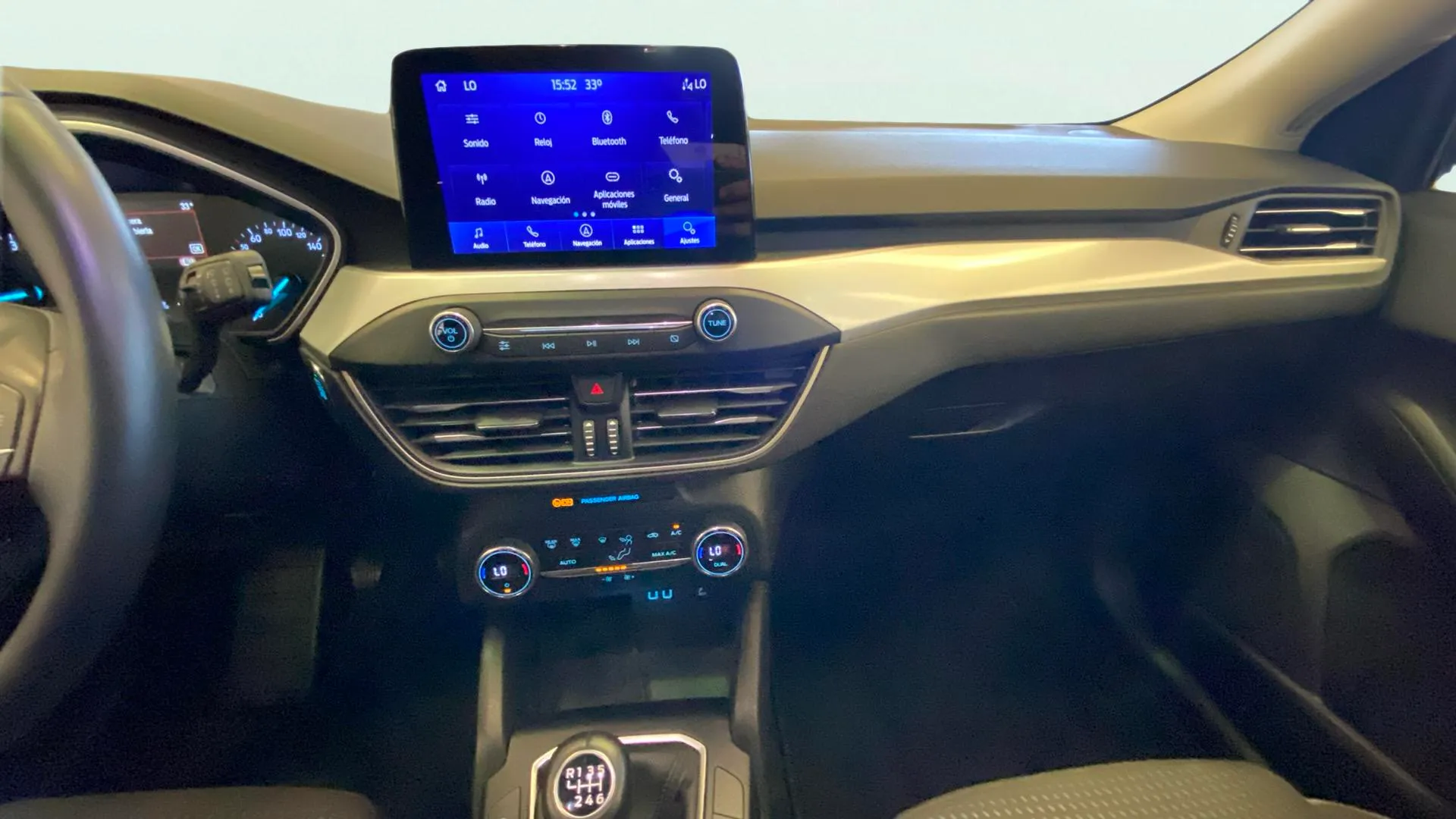 Ford Focus 1.5 EcoBlue Trend+ - foto 23