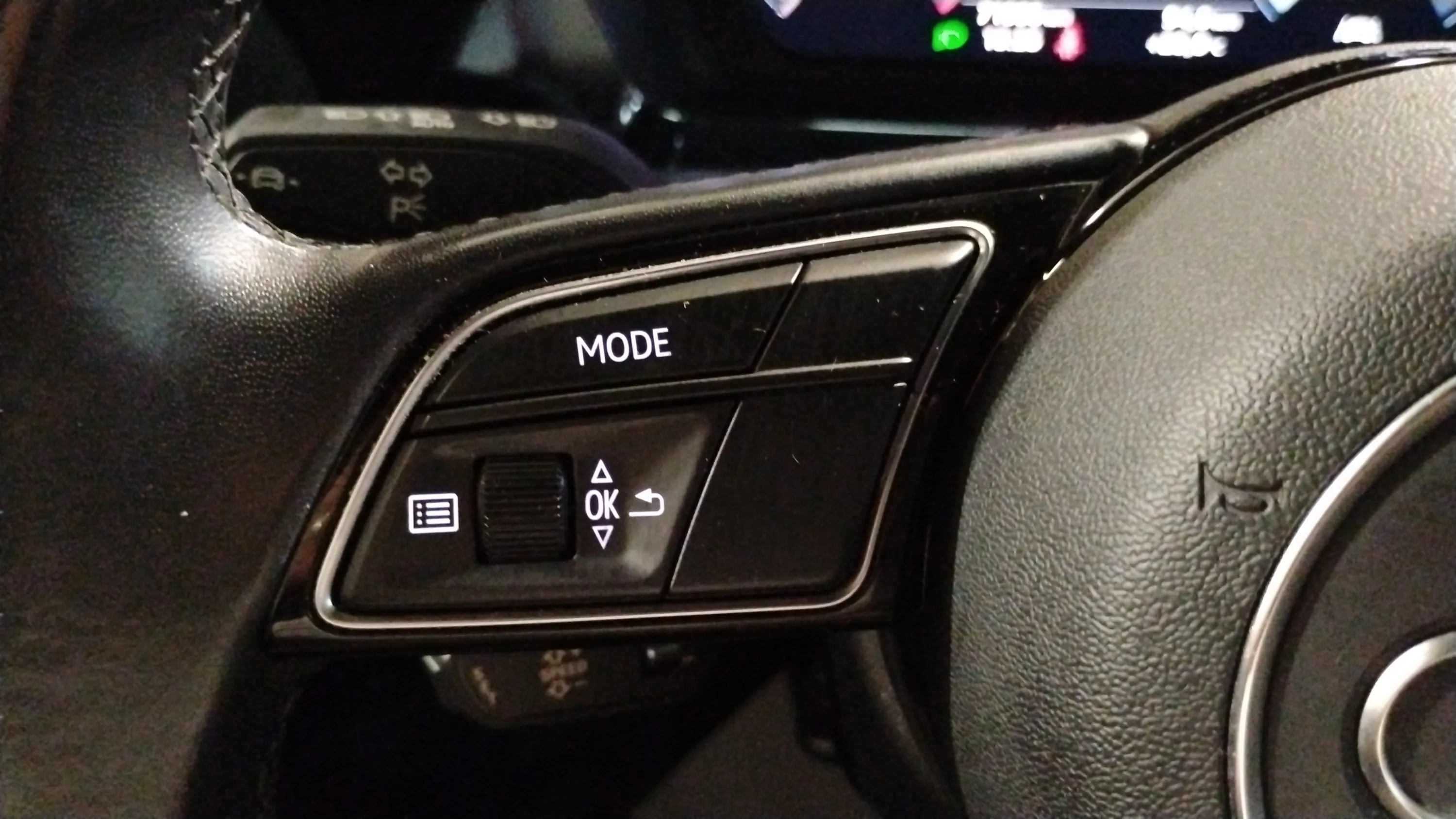 Audi A3 Sportback 30 TFSI - foto 17