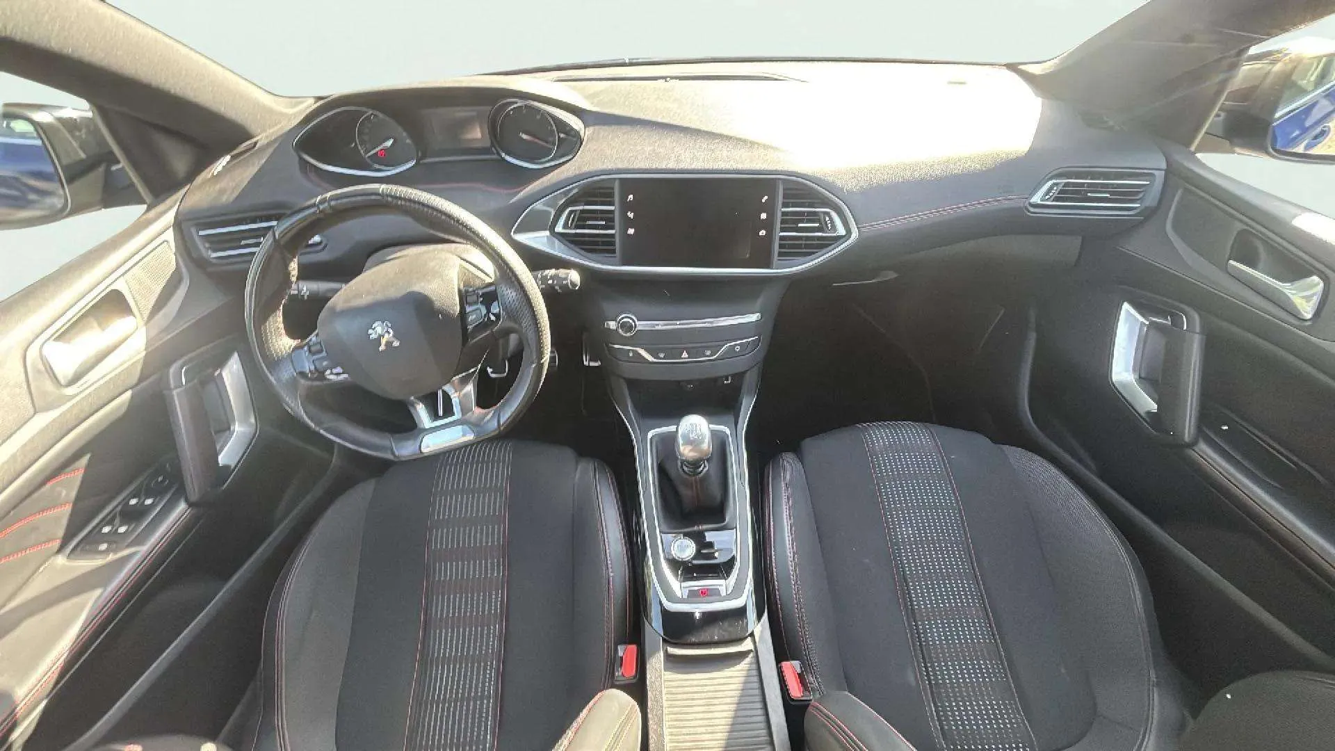 Peugeot 308 SW GT Line 2.0 BlueHDi - foto 9