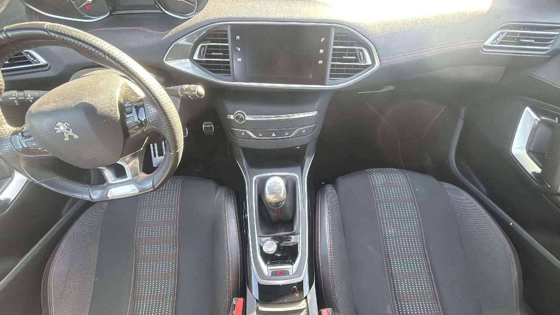 Peugeot 308 SW GT Line 2.0 BlueHDi - foto 11
