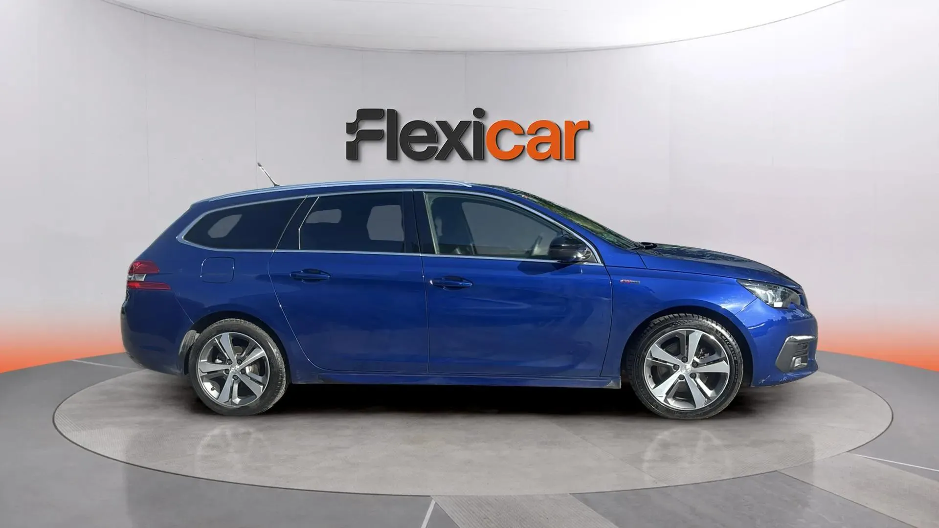 Peugeot 308 SW GT Line 2.0 BlueHDi - foto 8