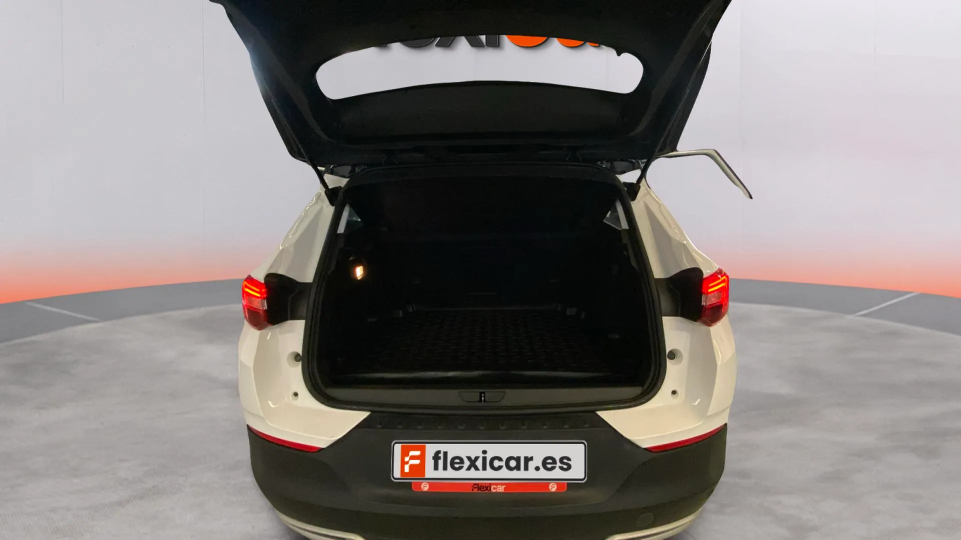 Opel Grandland 1.2 Turbo Selective - foto 16