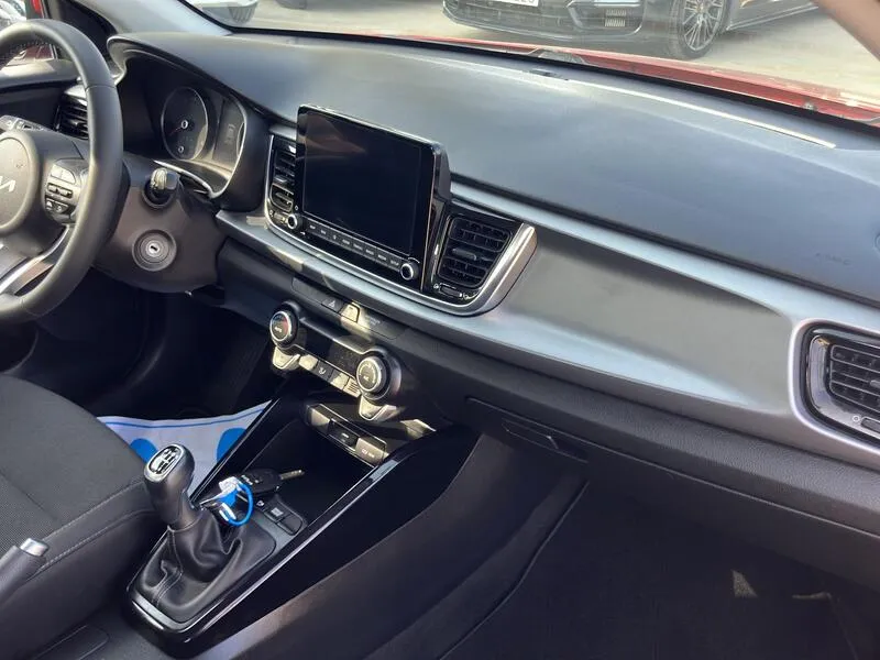 Kia Rio 1.0 T-GDi Drive - foto 31