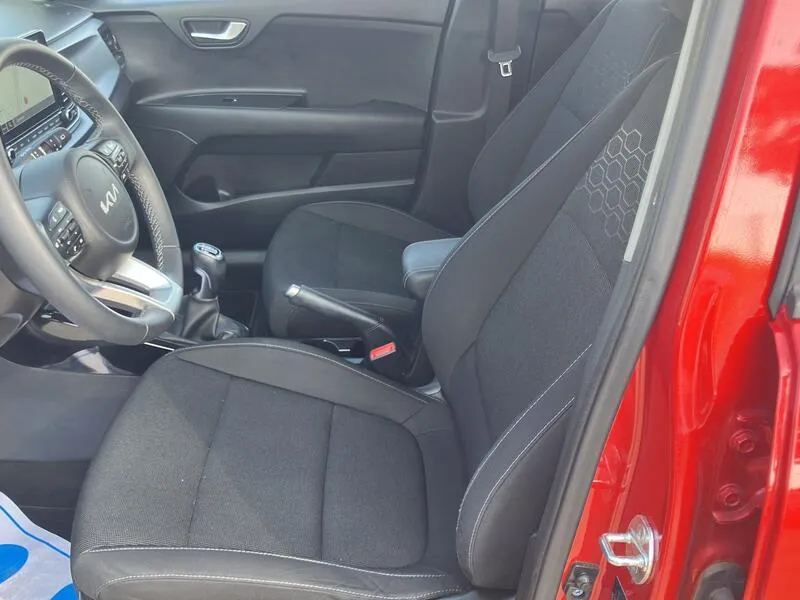 Kia Rio 1.0 T-GDi Drive - foto 12