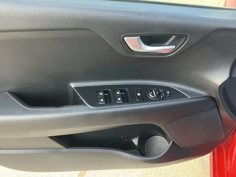 Kia Rio 1.0 T-GDi Drive - foto 11