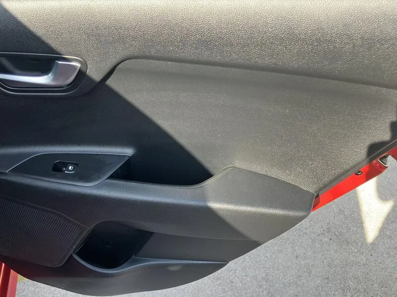 Kia Rio 1.0 T-GDi Drive - foto 35