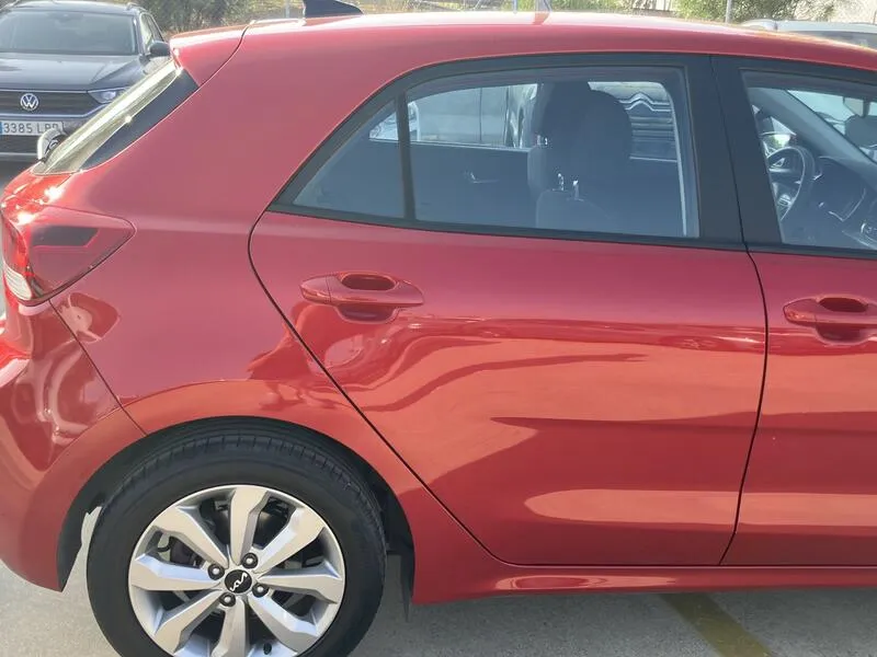 Kia Rio 1.0 T-GDi Drive - foto 25