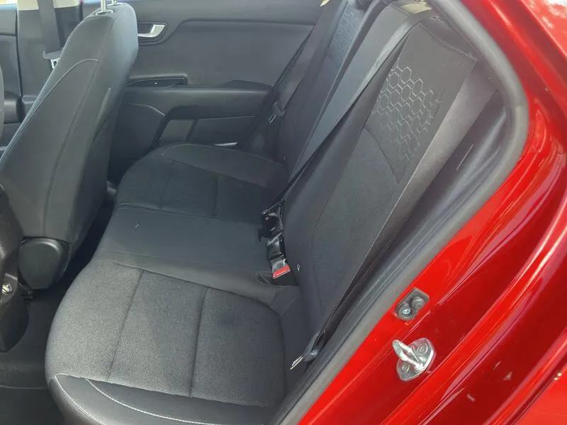 Kia Rio 1.0 T-GDi Drive - foto 17
