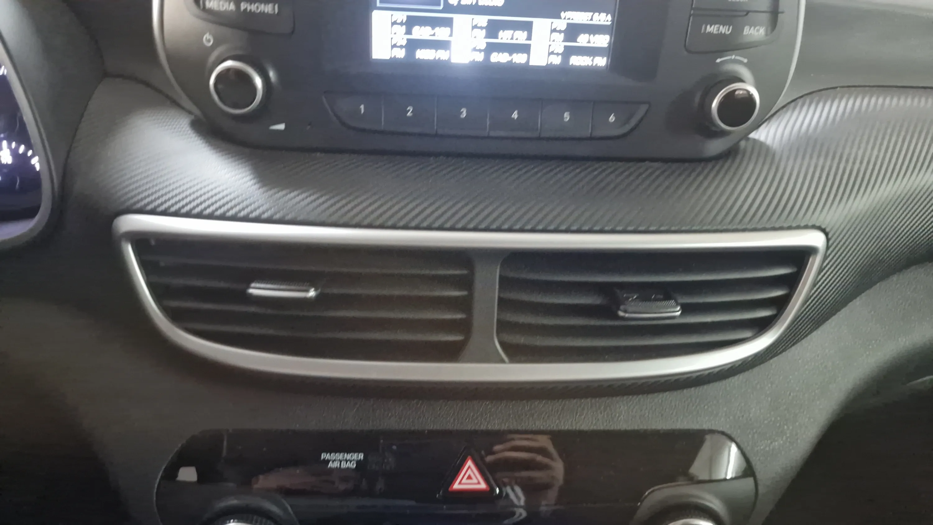 Hyundai Tucson 1.6 CRDi Essence 4x2 - foto 14