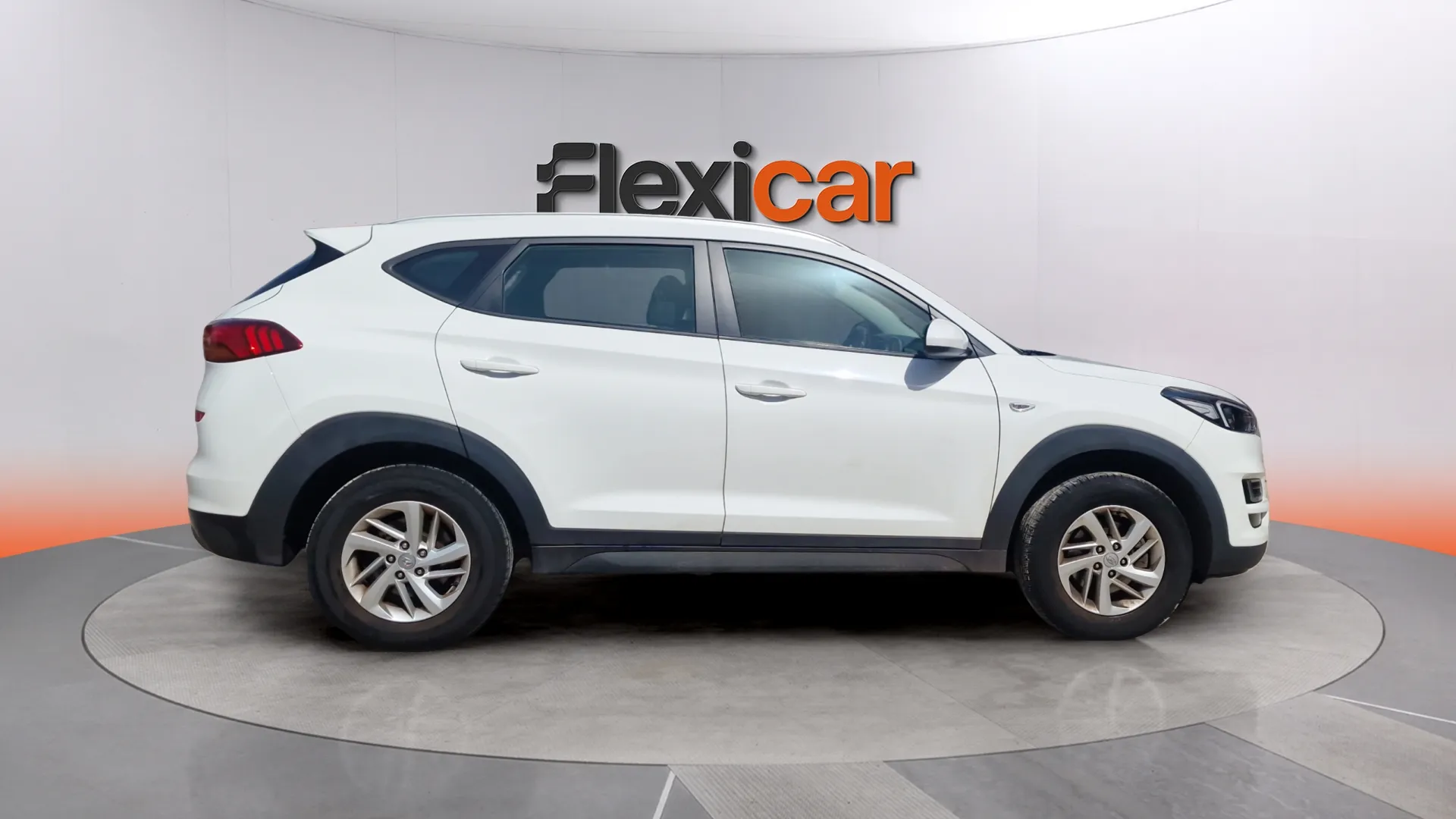 Hyundai Tucson 1.6 CRDi Essence 4x2 - foto 4