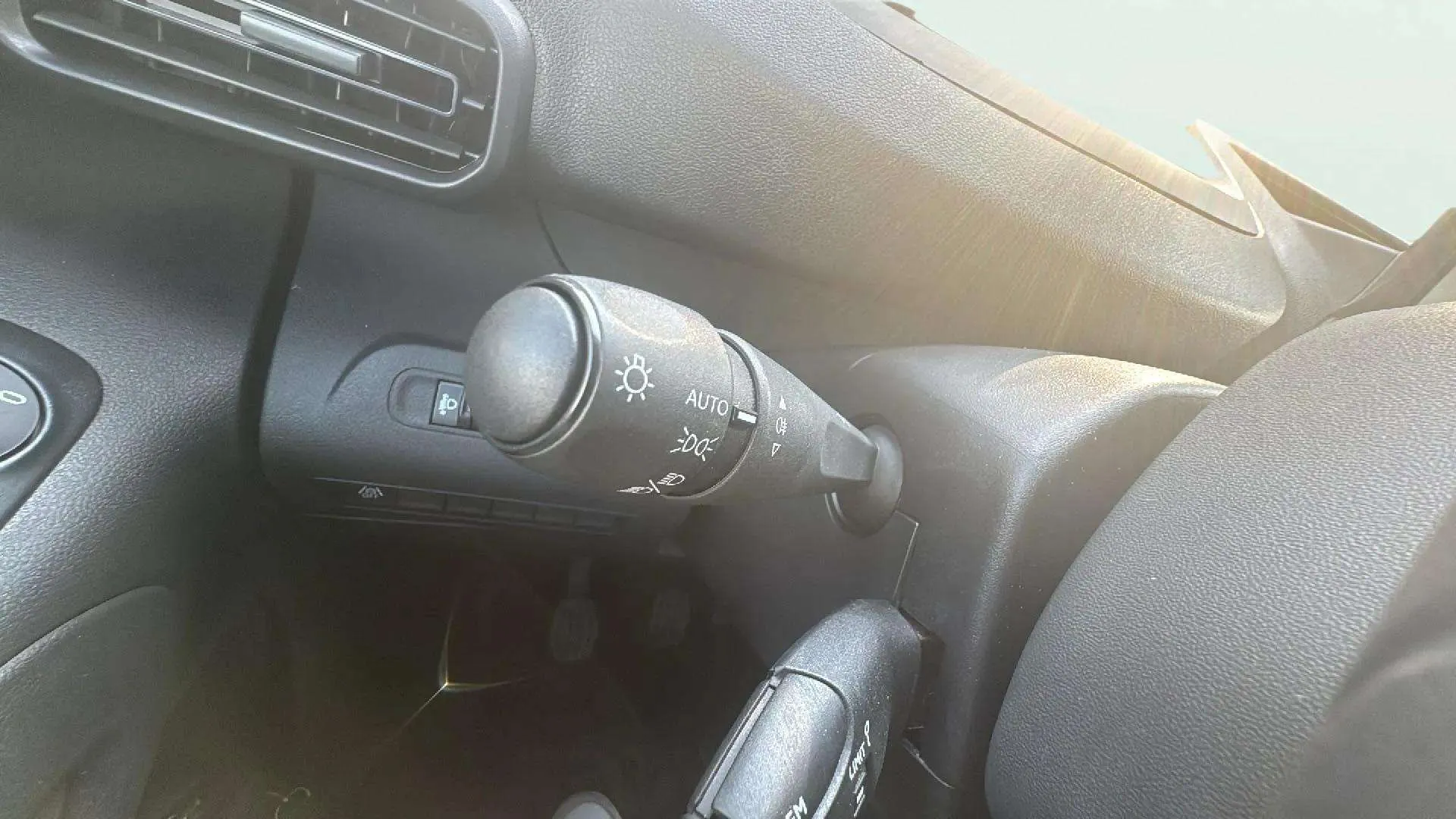 Peugeot Rifter Allure BlueHDi 100 Long - foto 18