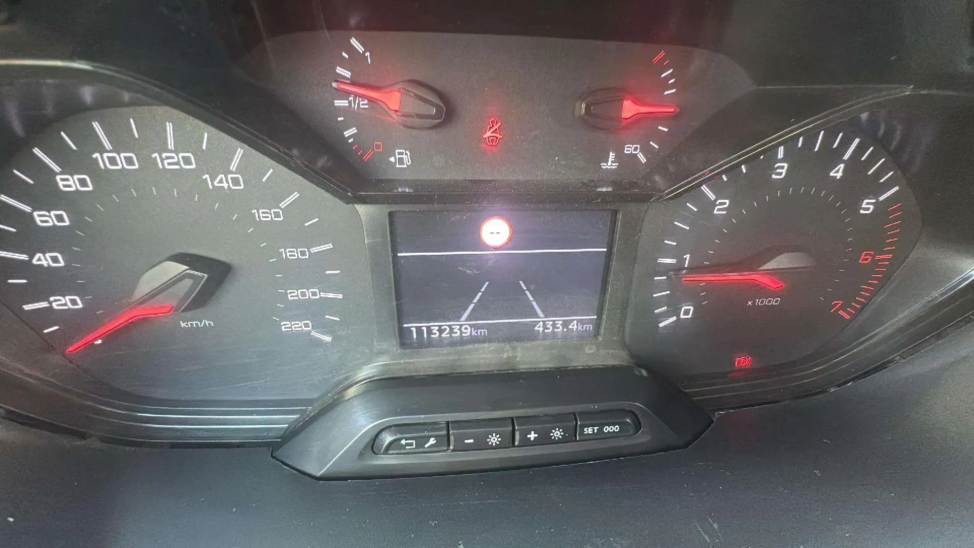 Peugeot Rifter Allure BlueHDi 100 Long - foto 17