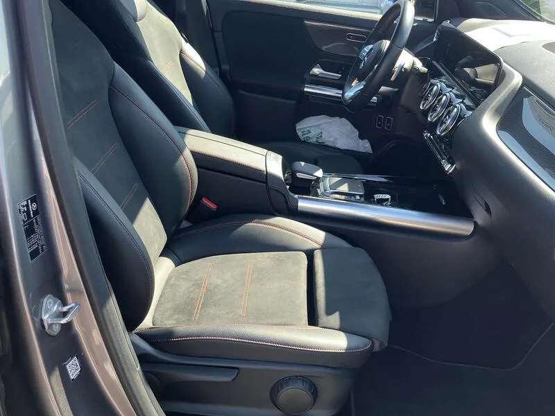 Mercedes-Benz GLA 250e - foto 27