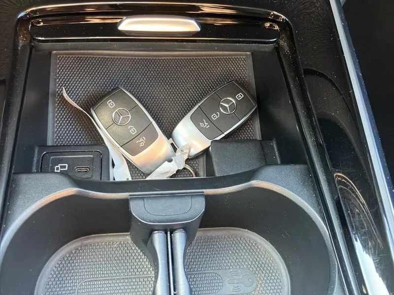 Mercedes-Benz GLA 250e - foto 42