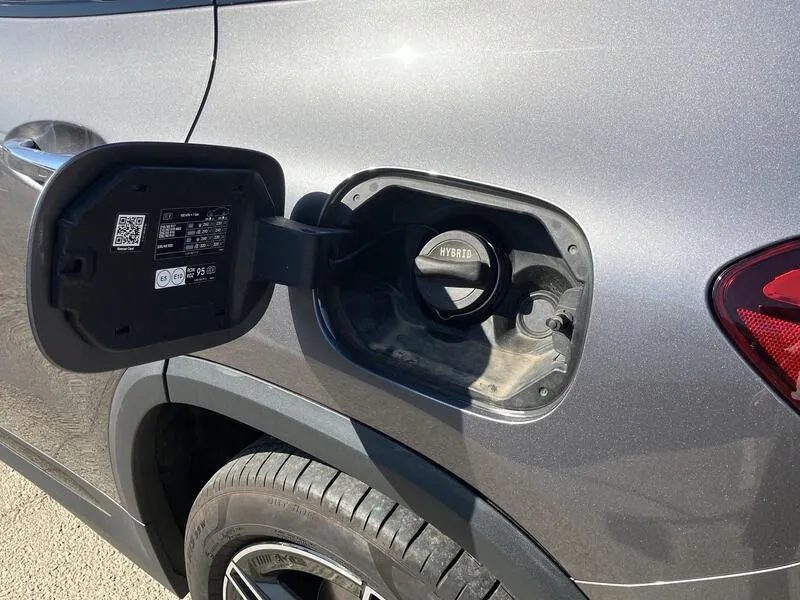 Mercedes-Benz GLA 250e - foto 30