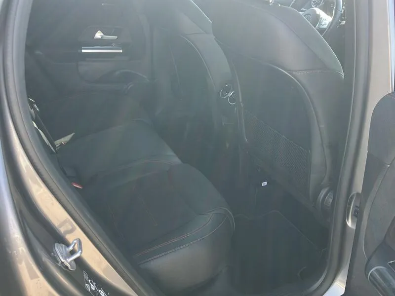 Mercedes-Benz GLA 250e - foto 22