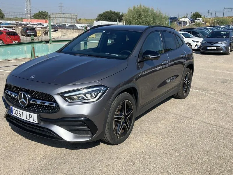 Mercedes-Benz GLA 250e - foto 2