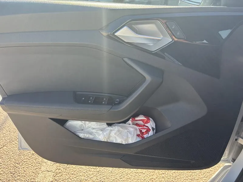 Audi A1 Sportback Adrenalin 30 TFSI S tron - foto 30