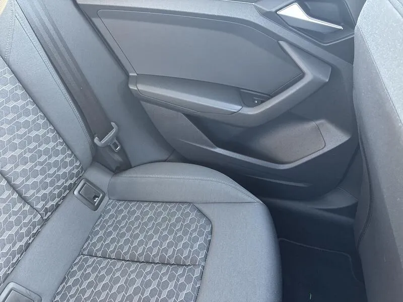 Audi A1 Sportback Adrenalin 30 TFSI S tron - foto 29