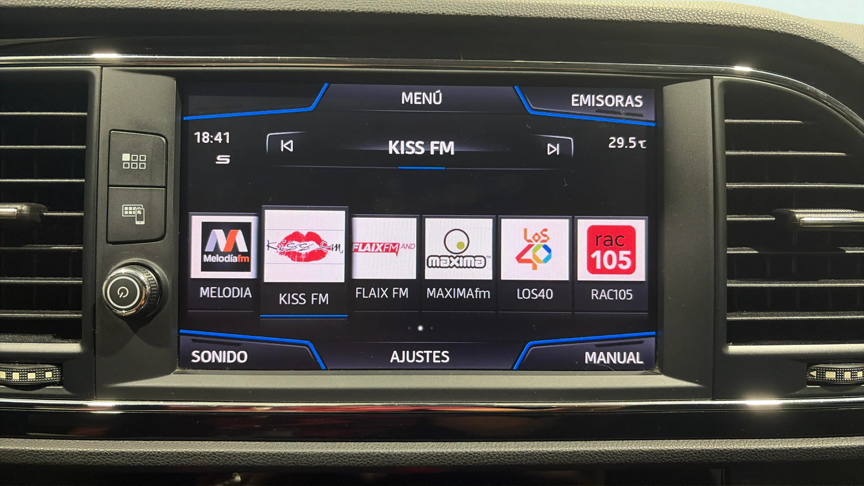 SEAT León ST 2.0 TDI DSG-7 FR - foto 23