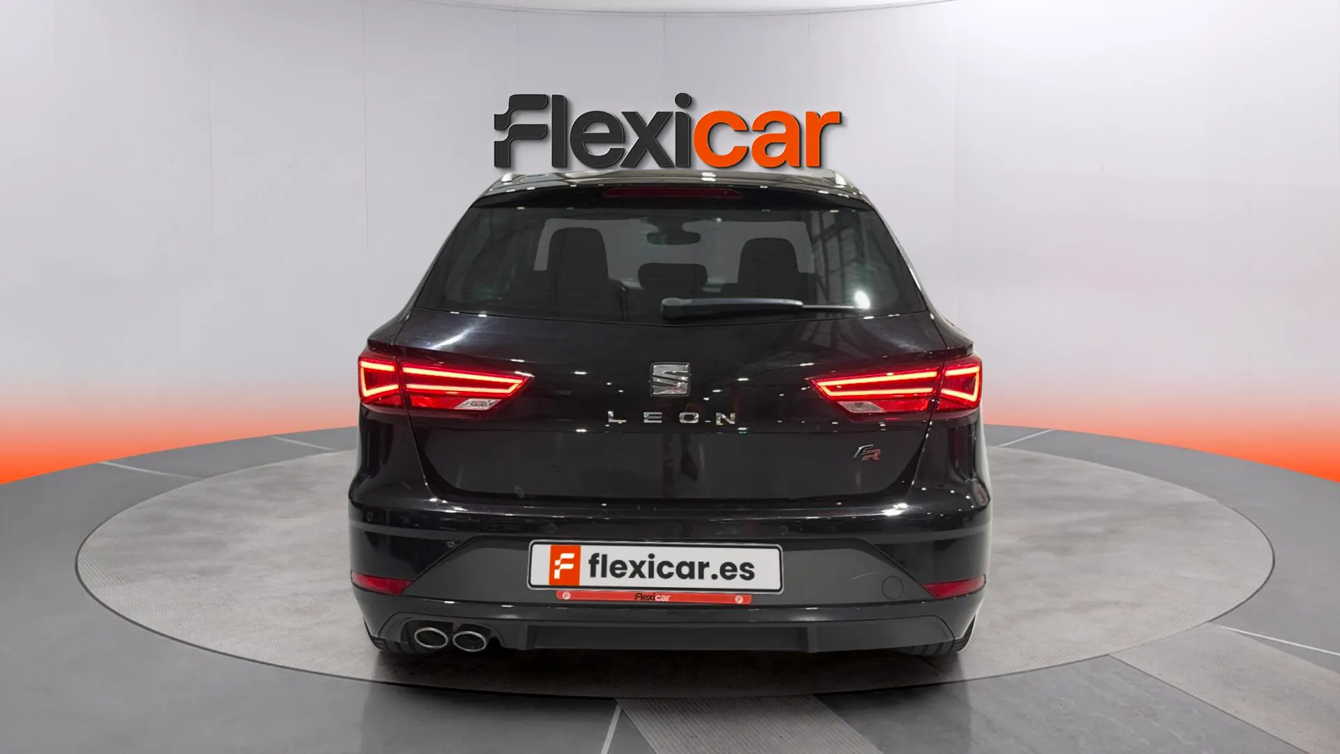 SEAT León ST 2.0 TDI DSG-7 FR - foto 3