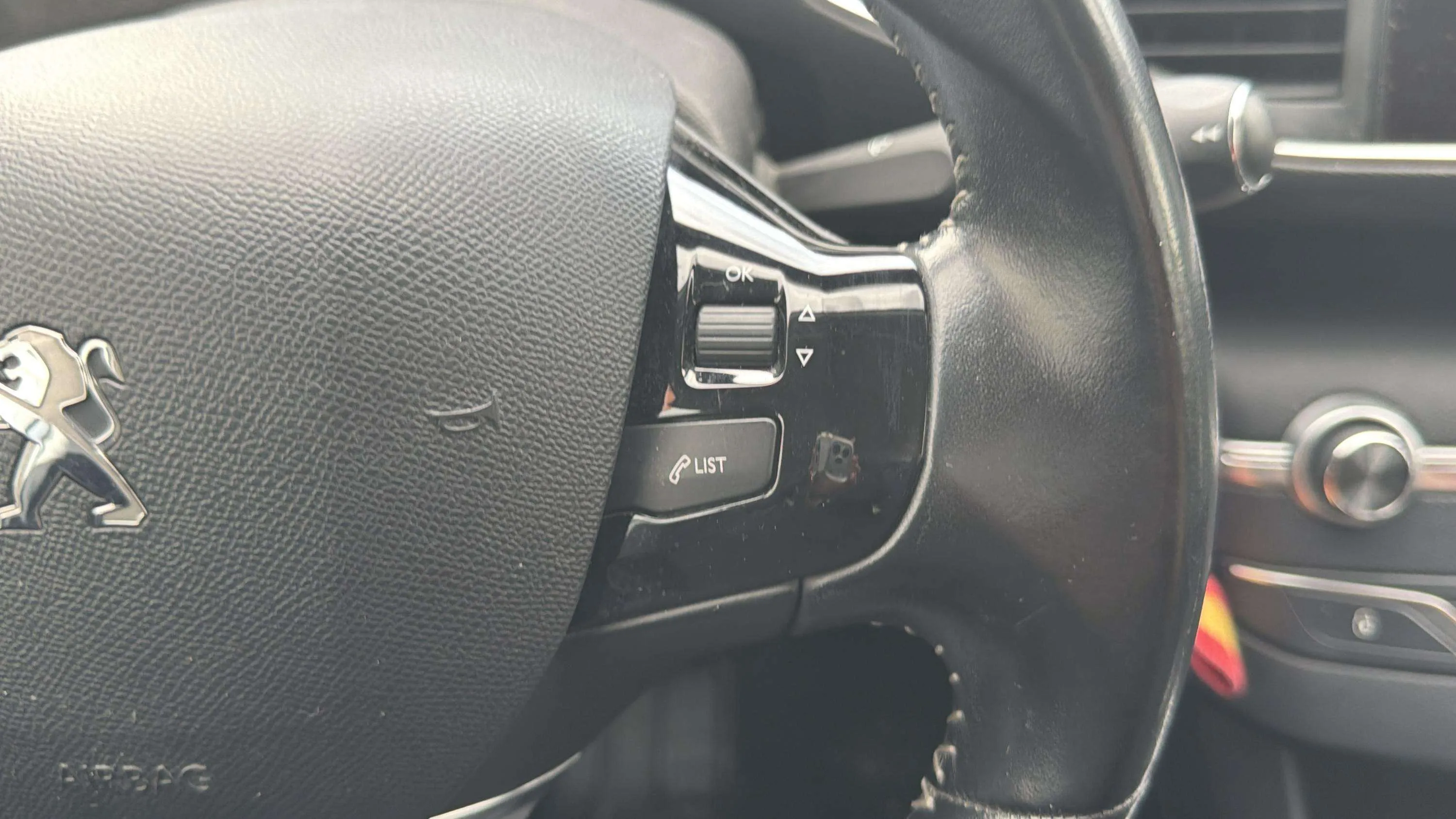 Peugeot 308 SW Active 1.6 BlueHDi - foto 14
