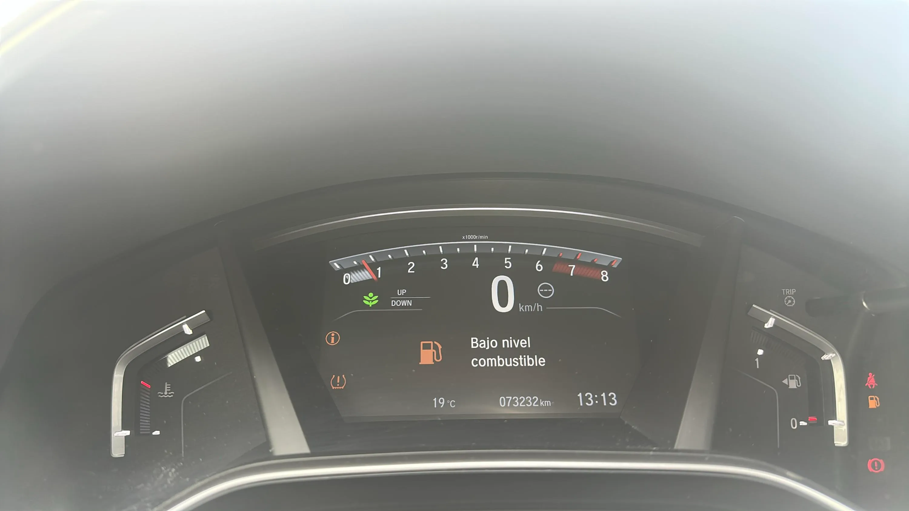 Honda CR-V 1.5 VTEC Turbo 4x2 Elegance Navi - foto 13